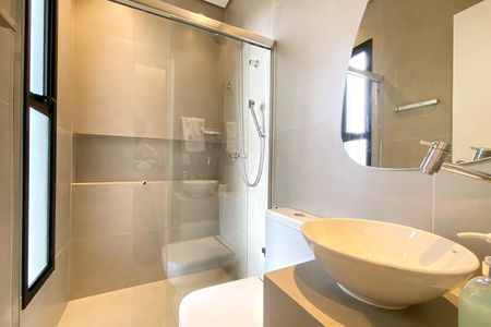 Casa de condomínio à venda com 470m², 5 quartos e 4 vagasBanheiro da Suíte 4