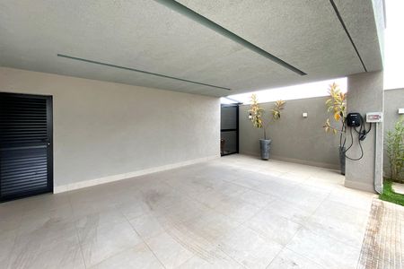 Casa de condomínio à venda com 470m², 5 quartos e 4 vagasGaragem
