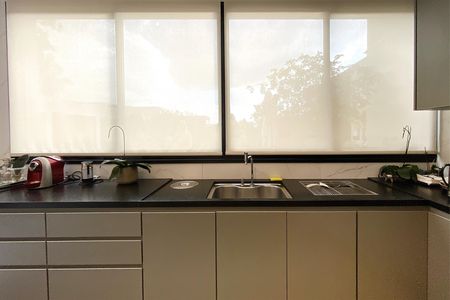 Casa de condomínio à venda com 470m², 5 quartos e 4 vagasCozinha