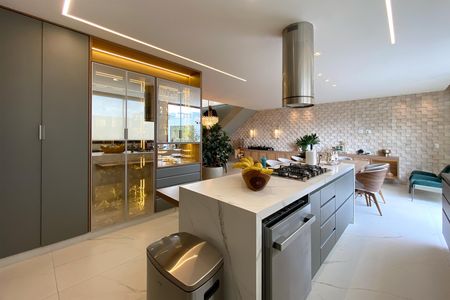 Casa de condomínio à venda com 470m², 5 quartos e 4 vagasCozinha