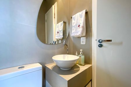 Casa de condomínio à venda com 470m², 5 quartos e 4 vagasBanheiro da Suíte 4