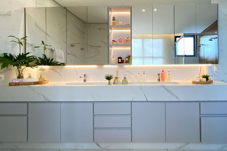 Casa de condomínio à venda com 470m², 5 quartos e 4 vagasBanheiro da Suíte 1