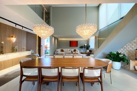 Casa de condomínio à venda com 470m², 5 quartos e 4 vagasSala de Jantar