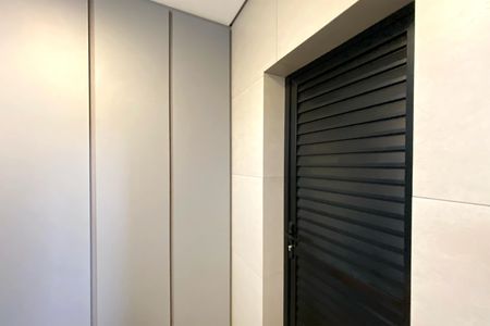 Casa de condomínio à venda com 470m², 5 quartos e 4 vagasÁrea de Serviço