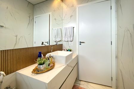 Casa de condomínio à venda com 470m², 5 quartos e 4 vagasBanheiro da Suíte 2