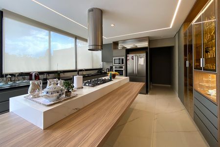 Casa de condomínio à venda com 470m², 5 quartos e 4 vagasCozinha