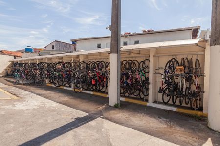 Apartamento à venda com 49m², 2 quartos e 1 vaga Apartamento à venda com 49m², 2 quartos e 1 vagaBicicletário