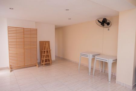 Apartamento à venda com 49m², 2 quartos e 1 vaga Apartamento à venda com 49m², 2 quartos e 1 vagaÁrea comum