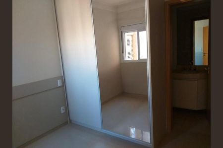 Apartamento para alugar com 125m², 3 quartos e 3 vagas Apartamento para alugar com 125m², 3 quartos e 3 vagasQuarto