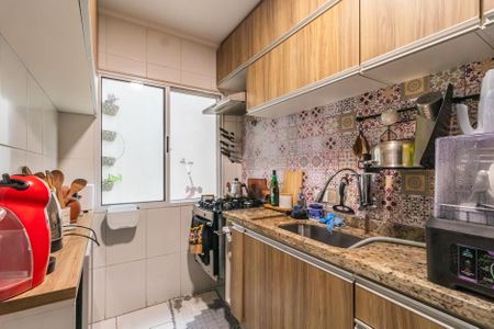 Casa à venda com 120m², 2 quartos e 2 vagas Casa à venda com 120m², 2 quartos e 2 vagasCozinha