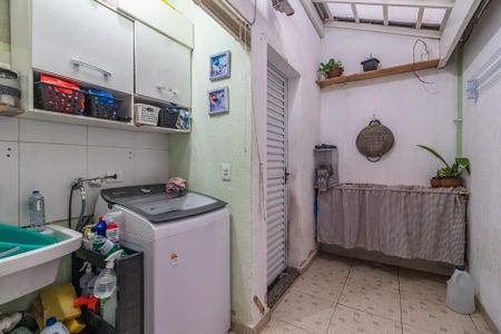Casa à venda com 120m², 2 quartos e 2 vagas Casa à venda com 120m², 2 quartos e 2 vagasÁrea de serviço