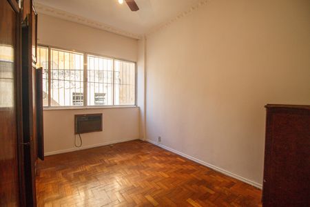 Apartamento à venda com 95m², 4 quartos e sem vaga Apartamento à venda com 95m², 4 quartos e sem vagaQuarto 1