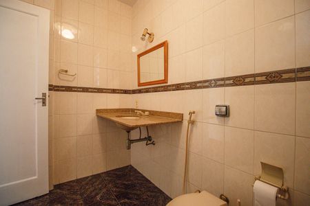 Apartamento à venda com 95m², 4 quartos e sem vaga Apartamento à venda com 95m², 4 quartos e sem vagaBanheiro