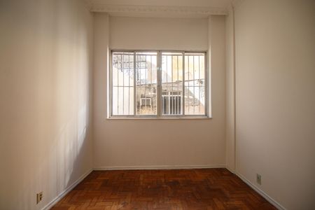 Apartamento à venda com 95m², 4 quartos e sem vaga Apartamento à venda com 95m², 4 quartos e sem vagaQuarto 2