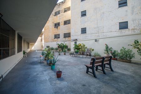 Apartamento à venda com 95m², 4 quartos e sem vaga Apartamento à venda com 95m², 4 quartos e sem vagaÁrea Comum