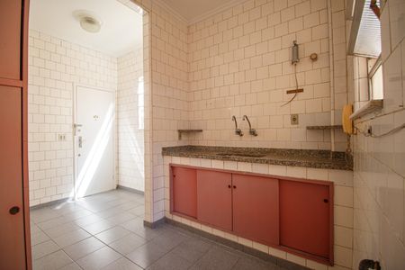 Apartamento à venda com 95m², 4 quartos e sem vaga Apartamento à venda com 95m², 4 quartos e sem vagaCozinha