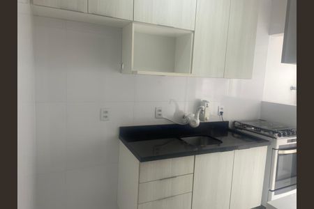 Cozinha de apartamento para alugar com 1 quarto, 45m² em Petrópolis, Porto Alegre
