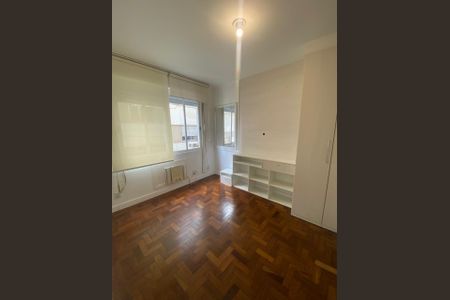 Sala de apartamento para alugar com 1 quarto, 45m² em Petrópolis, Porto Alegre
