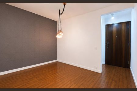 Apartamento à venda com 90m², 2 quartos e 1 vagaFoto 01