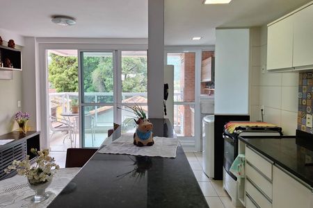 Apartamento à venda com 73m², 2 quartos e 1 vagaCozinha