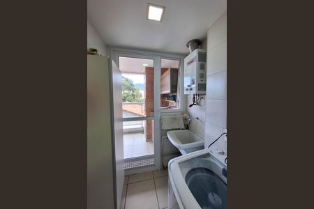 Apartamento à venda com 73m², 2 quartos e 1 vagaÁrea de Serviço