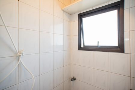 Apartamento para alugar com 67m², 2 quartos e 1 vagaBanheiro de Serviço