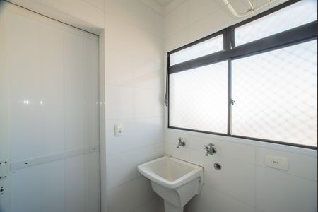 Apartamento para alugar com 67m², 2 quartos e 1 vagaÁrea de Serviço