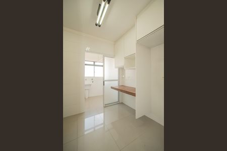 Apartamento para alugar com 67m², 2 quartos e 1 vagaCozinha