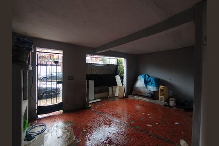 Casa à venda com 179m², 1 quarto e 2 vagas Casa à venda com 179m², 1 quarto e 2 vagasGaragem