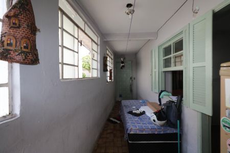 Casa à venda com 179m², 1 quarto e 2 vagas Casa à venda com 179m², 1 quarto e 2 vagasÁrea de Serviço