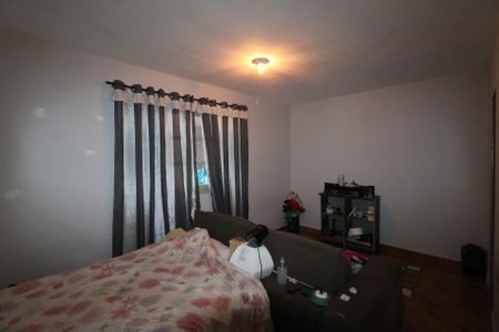 Casa à venda com 179m², 1 quarto e 2 vagas Casa à venda com 179m², 1 quarto e 2 vagasQuarto