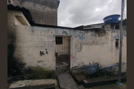 Casa à venda com 179m², 1 quarto e 2 vagas Casa à venda com 179m², 1 quarto e 2 vagasÁrea comum
