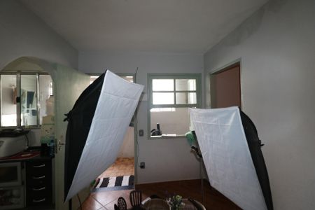 Casa à venda com 179m², 1 quarto e 2 vagas Casa à venda com 179m², 1 quarto e 2 vagasSala