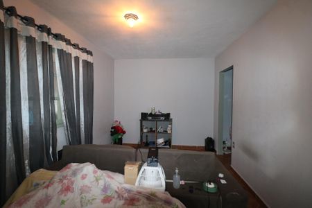 Casa à venda com 179m², 1 quarto e 2 vagas Casa à venda com 179m², 1 quarto e 2 vagasQuarto