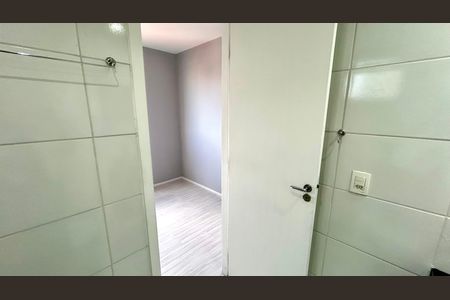 Apartamento para alugar com 67m², 2 quartos e 1 vaga Apartamento para alugar com 67m², 2 quartos e 1 vagaBanheiro da Suíte