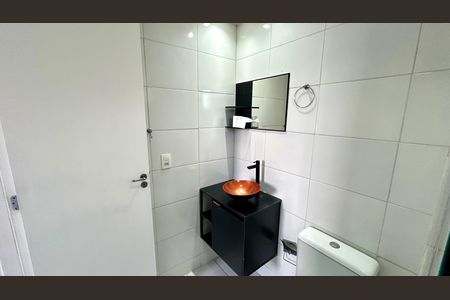 Apartamento para alugar com 67m², 2 quartos e 1 vaga Apartamento para alugar com 67m², 2 quartos e 1 vagaBanheiro da Suíte