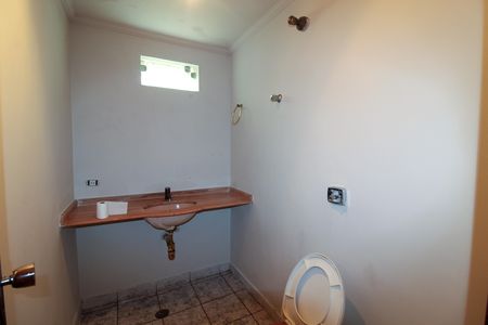 Casa para alugar com 233m², 4 quartos e 2 vagas Casa para alugar com 233m², 4 quartos e 2 vagasLavabo