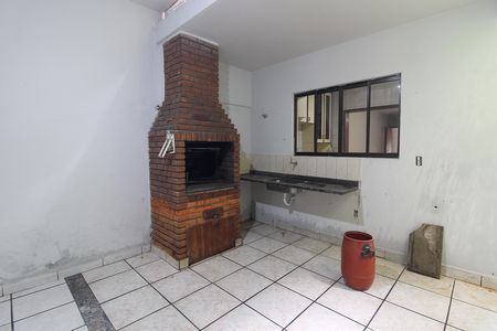 Casa para alugar com 233m², 4 quartos e 2 vagas Casa para alugar com 233m², 4 quartos e 2 vagasÁrea de Serviço