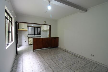 Casa para alugar com 233m², 4 quartos e 2 vagas Casa para alugar com 233m², 4 quartos e 2 vagasSala de Jantar