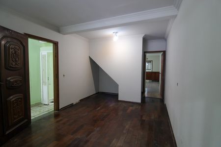 Casa para alugar com 233m², 4 quartos e 2 vagas Casa para alugar com 233m², 4 quartos e 2 vagasSala