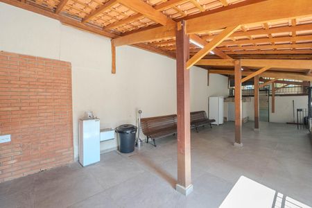 Apartamento à venda com 60m², 2 quartos e sem vaga Apartamento à venda com 60m², 2 quartos e sem vagaÁrea comum - Churrasqueira