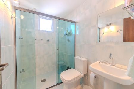 Apartamento à venda com 60m², 2 quartos e sem vaga Apartamento à venda com 60m², 2 quartos e sem vagaBanheiro