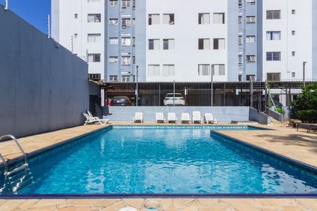 Apartamento para alugar com 70m², 2 quartos e 1 vagaÁrea comum - Piscina