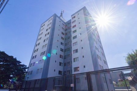 Apartamento para alugar com 70m², 2 quartos e 1 vagaFachada