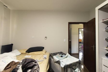 Casa à venda com 230m², 2 quartos e 5 vagas Casa à venda com 230m², 2 quartos e 5 vagasQuarto 2