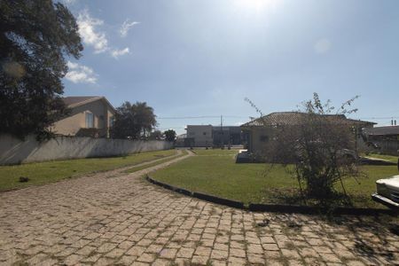 Casa à venda com 230m², 2 quartos e 5 vagas Casa à venda com 230m², 2 quartos e 5 vagasÁrea externa