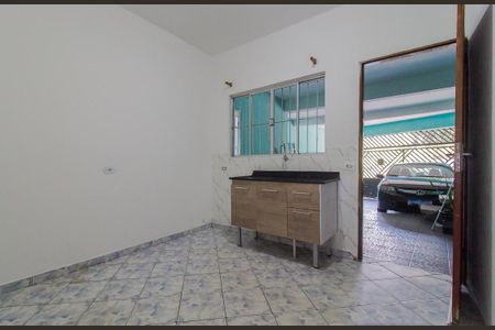 Sala/Cozinha de casa para alugar com 1 quarto, 30m² em Jardim Araguaia, Mauá