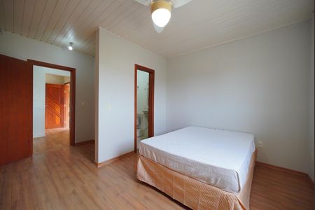 Suíte de apartamento para alugar com 1 quarto, 50m² em Carianos, Florianópolis
