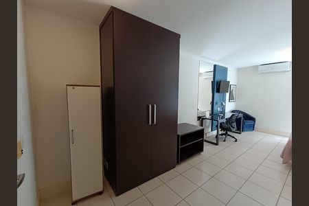 Studio para alugar com 38m², 1 quarto e sem vaga Studio para alugar com 38m², 1 quarto e sem vagaGuardaroupa e despensa