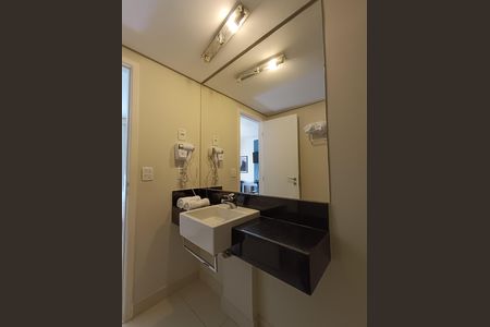 Studio para alugar com 38m², 1 quarto e sem vaga Studio para alugar com 38m², 1 quarto e sem vagaBanheiro